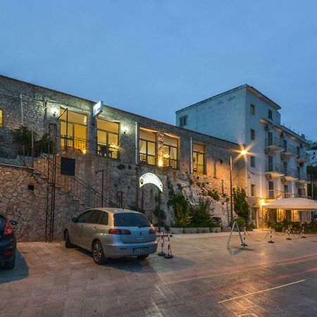 B&B Al Molo เปสคีชี ภายนอก รูปภาพ