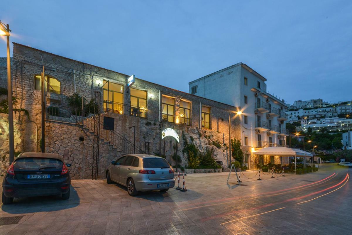 B&B Al Molo เปสคีชี ภายนอก รูปภาพ